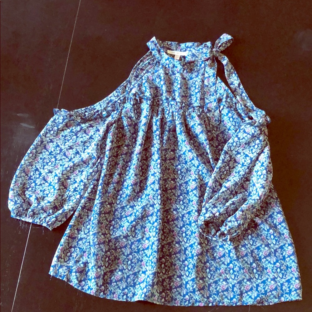 Floral open shoulder blouse